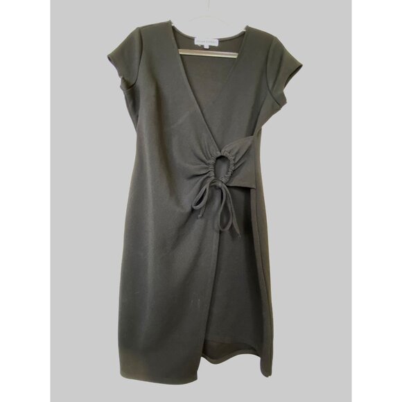 Black Wrap Style Dress With Ruched Side Detail‎ By Almost Famous Size L - Picture 3 of 7